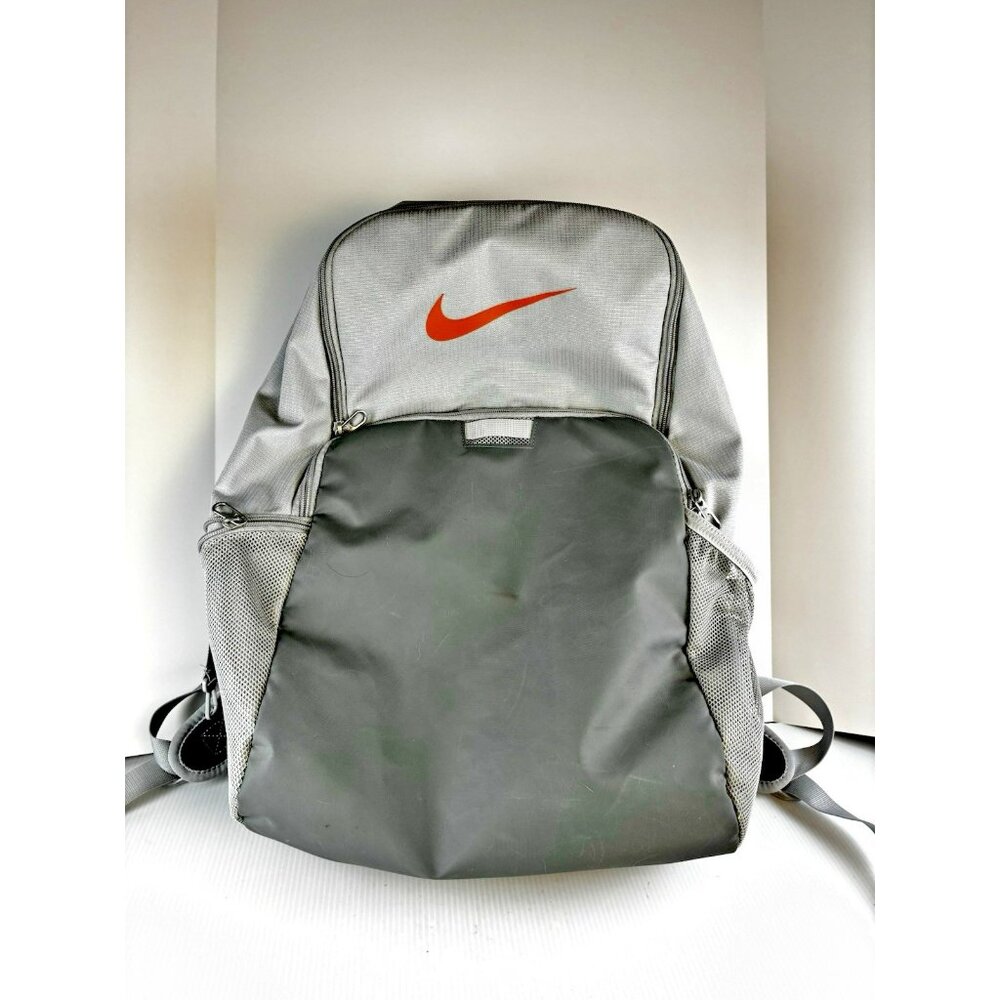 Nike Gray Colorblock Backpack Laptop Sleeve 7 Compartments RN56323 EUC